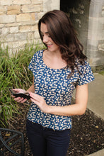 Load image into Gallery viewer, Navy Floral Print Top