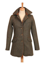 Load image into Gallery viewer, Lincoln Green Herringbone Pure Wool Jacket
