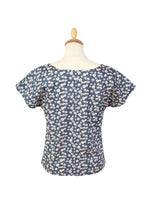 Load image into Gallery viewer, Navy Floral Print Top