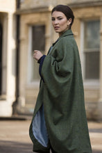 Load image into Gallery viewer, Rutland Long Cape - Winter Green