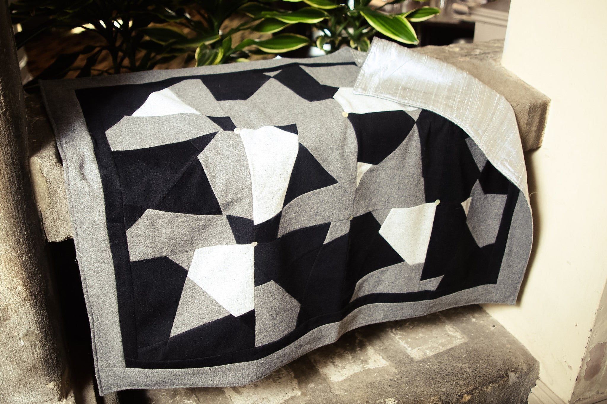 Cashmere Handmade Geometric designed Throw – Maquien
