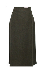 Load image into Gallery viewer, Kelly | Long Green Herringbone Skirt
